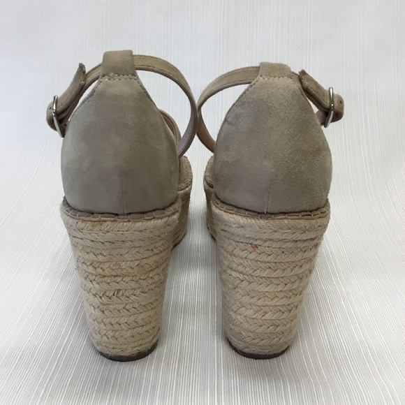 Steve Madden Exciting Light Suede Wedges - Picture 6 of 7